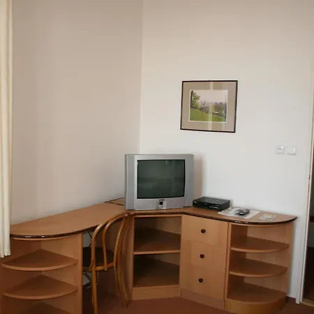 Guest house Na Kiosku 2*
