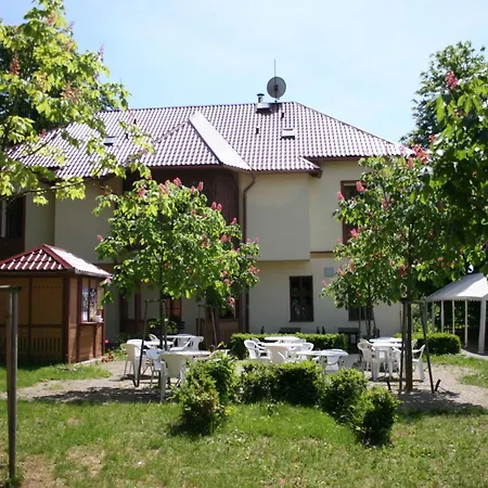 Guest house Na Kiosku 2*